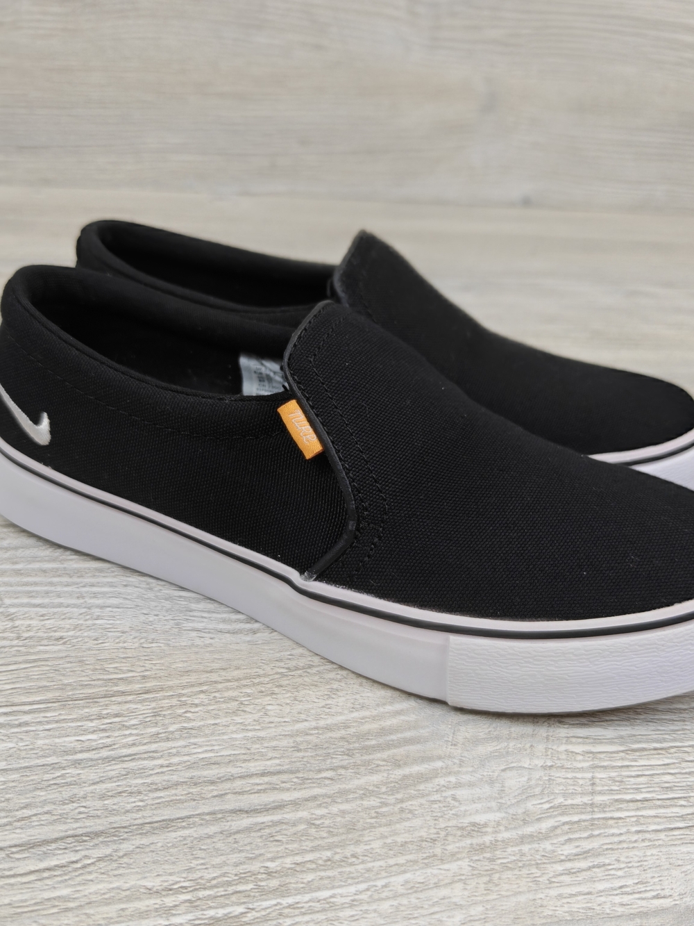Nike Women's Court Royale AC Slip-On Black White Canvas Shoes BQ9138-001 Sz 6 - Picture 4 of 13